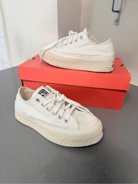 Converse Chuck Taylor All star espadrille White Platform Canvas Low Top Sneakers